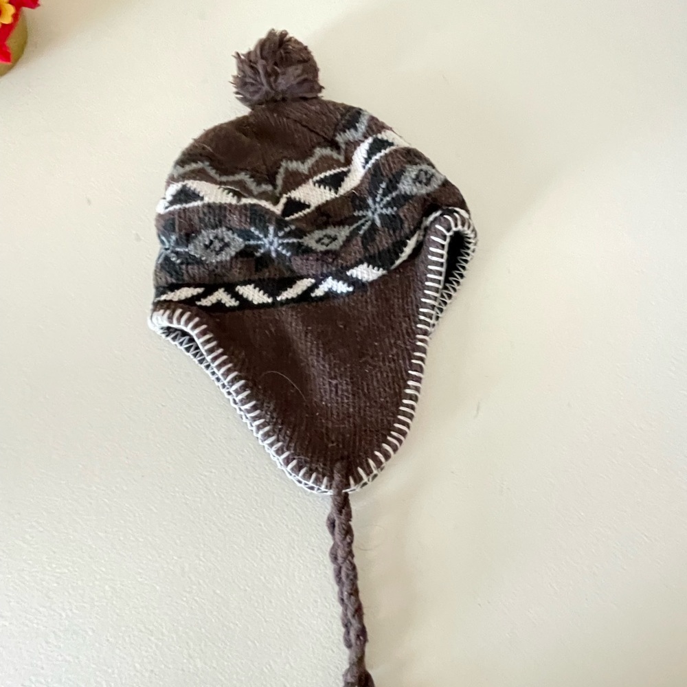 ☃️Brown Winter hat with Pom and ties